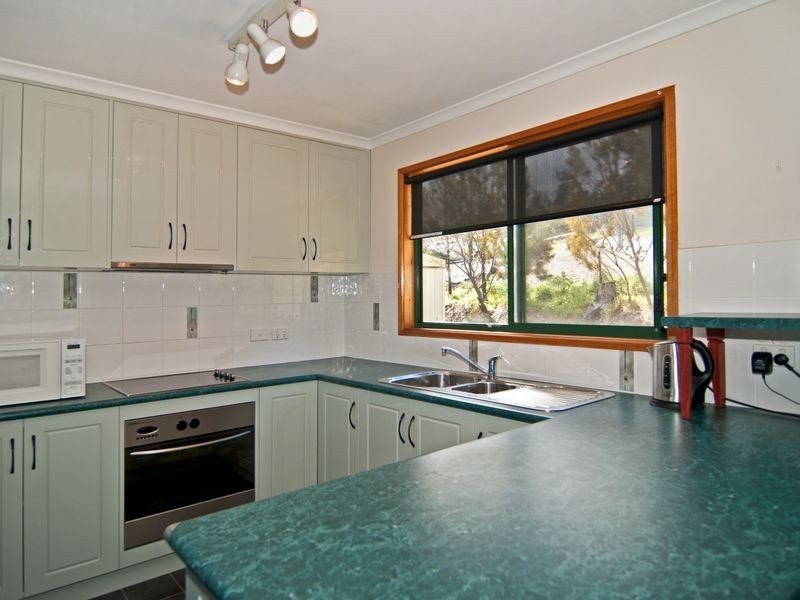 73 Lagoon Road, White Beach TAS 7184