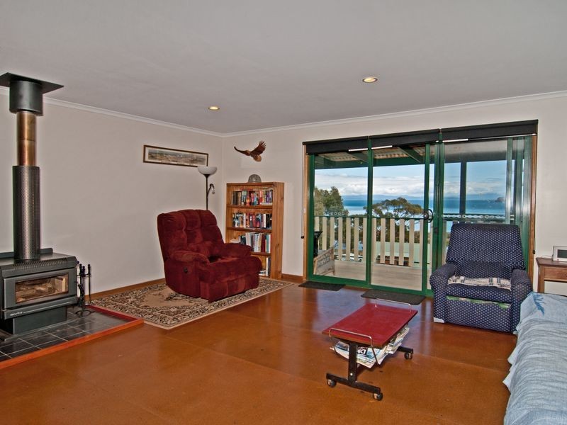 73 Lagoon Road, White Beach TAS 7184
