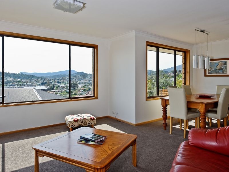 8 Cyrus Court, Rose Bay TAS 7015