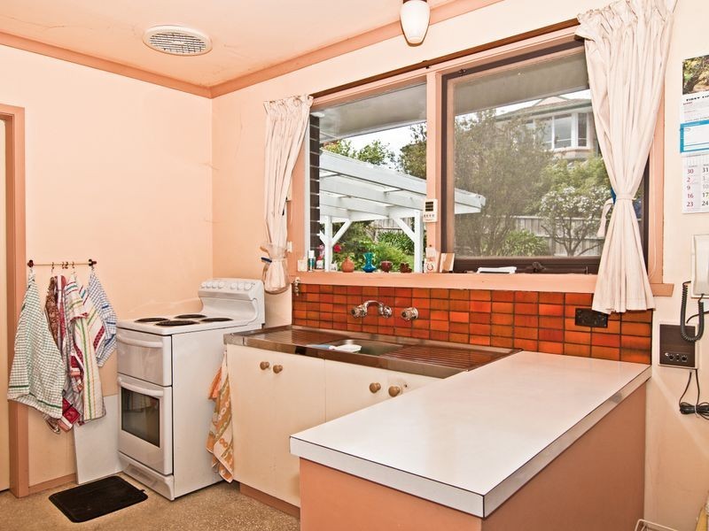 52 Mawhera Avenue, Sandy Bay TAS 7005