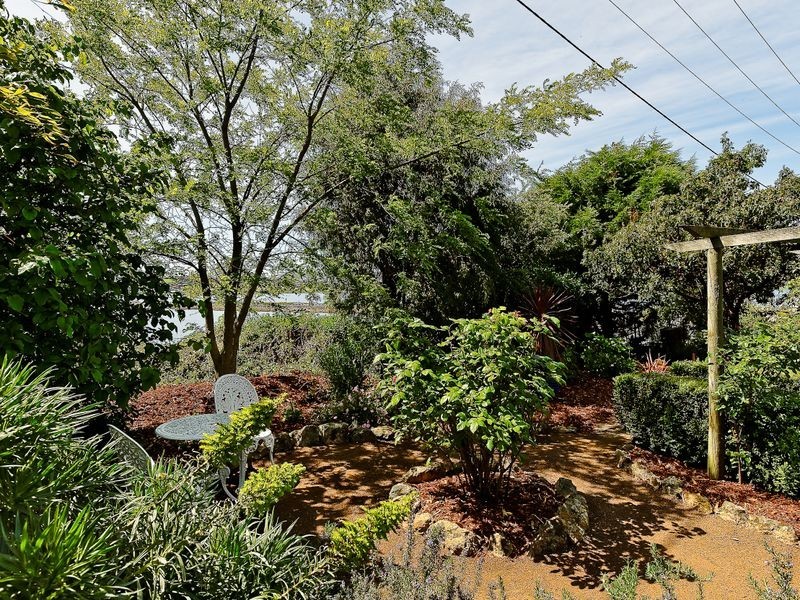 2 Forest Road, Granton TAS 7030