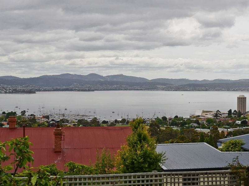 18a Richardson Avenue, Dynnyrne TAS 7005