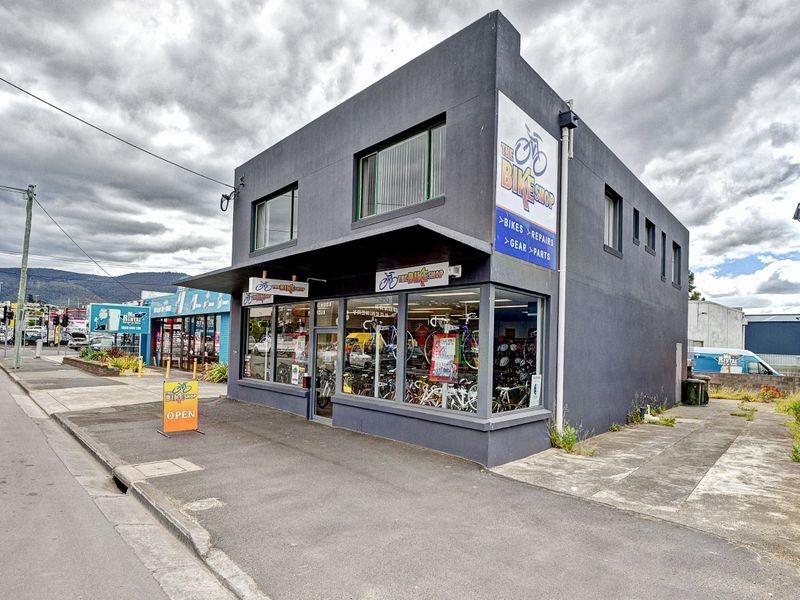 2/30 Derwent Park Road, Derwent Park TAS 7009