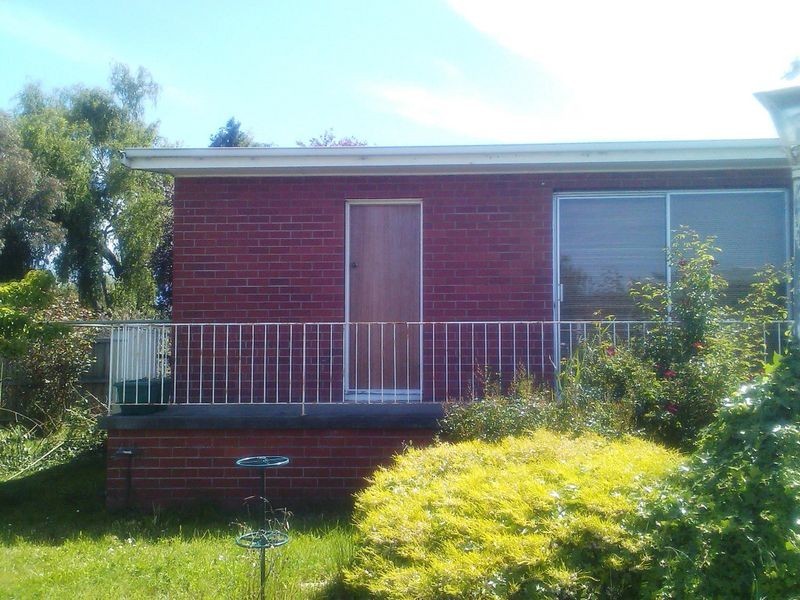 2/21 Dossiter Street, Bellerive TAS 7018