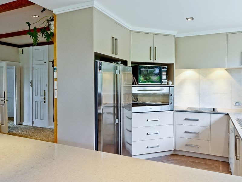 72 Kaoota Road, Rose Bay TAS 7015