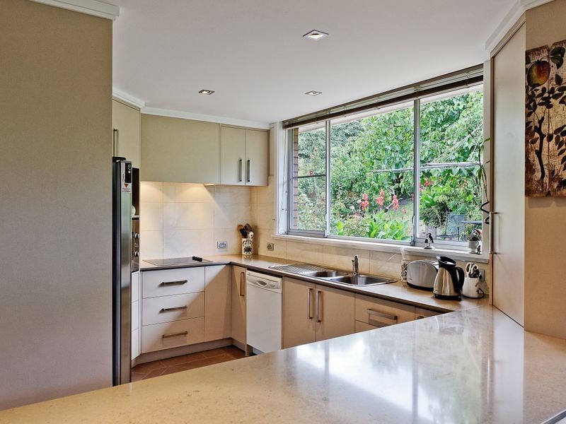 72 Kaoota Road, Rose Bay TAS 7015