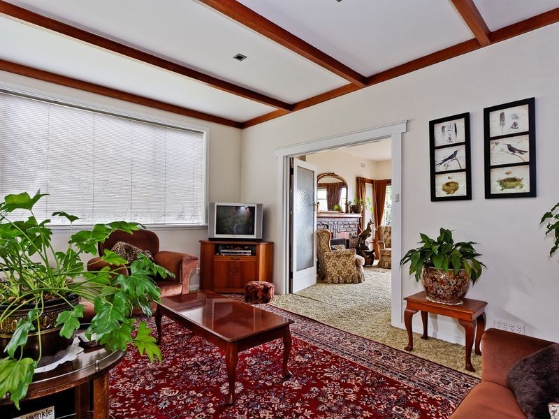 72 Kaoota Road, Rose Bay TAS 7015