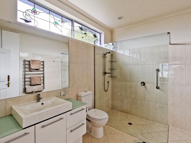 72 Kaoota Road, Rose Bay TAS 7015