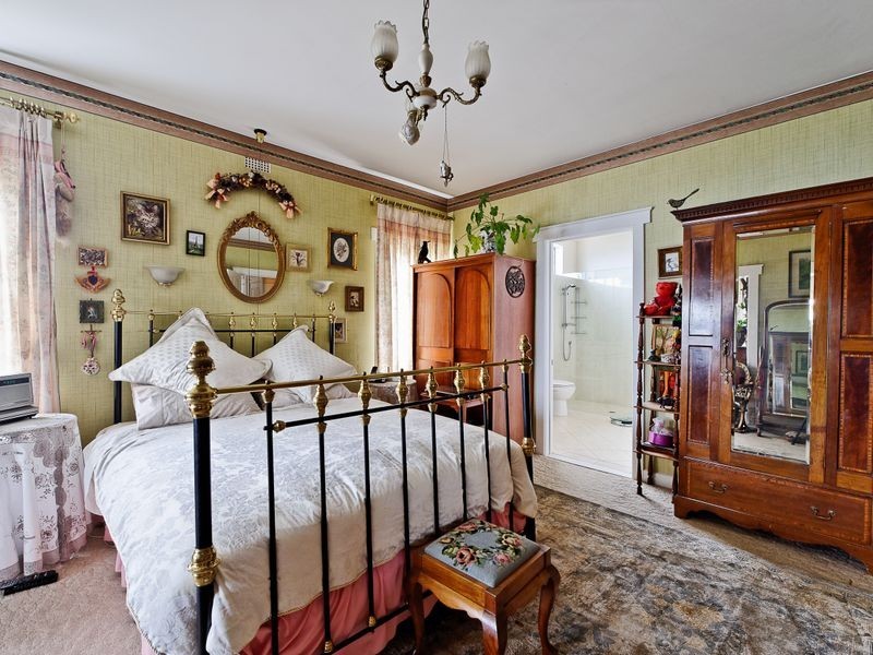 72 Kaoota Road, Rose Bay TAS 7015