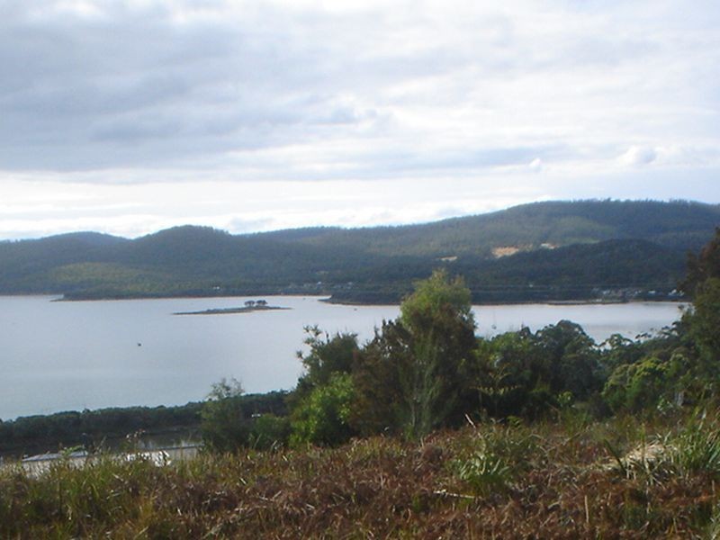 70 Lagoon Road, White Beach TAS 7184