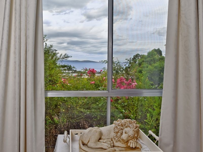 1/32 Pearl Place, Blackmans Bay TAS 7052