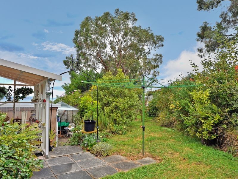 1/32 Pearl Place, Blackmans Bay TAS 7052