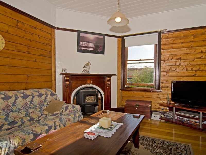 9 Austins Ferry Road, Austins Ferry TAS 7011