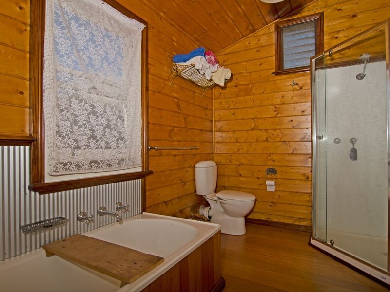 9 Austins Ferry Road, Austins Ferry TAS 7011