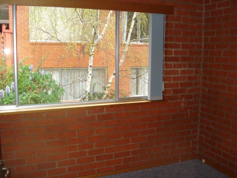 4/276 Churchill Avenue, Sandy Bay TAS 7005