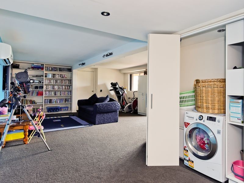 8 Chatterton Court, Claremont TAS 7011