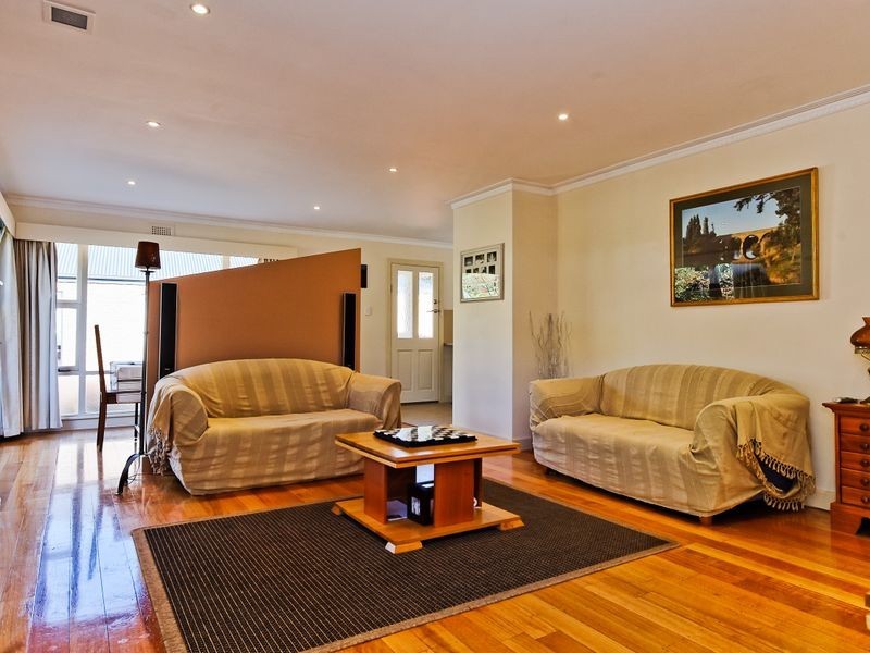 24 Glenlusk Road, Berriedale TAS 7011