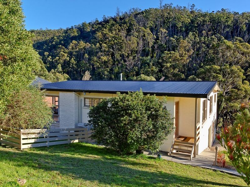 24 Glenlusk Road, Berriedale TAS 7011