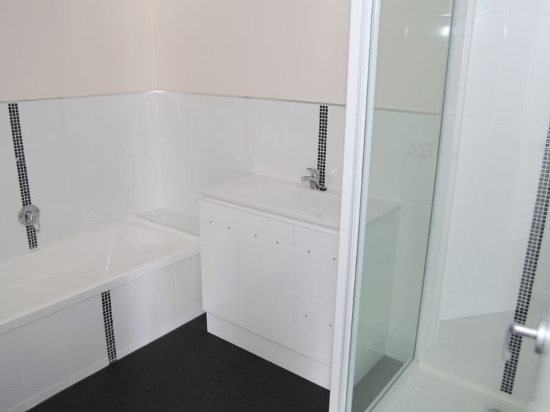 Unit 2/50 Arunta Crescent, Chigwell TAS 7011