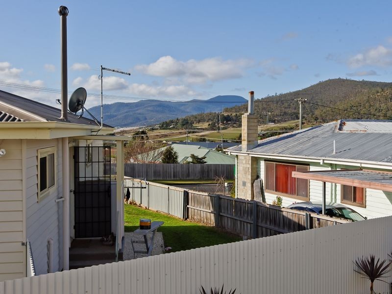 11 Nicholson Street, New Norfolk TAS 7140