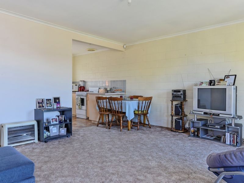 9 & 10/123a Abbotsfield Road, Claremont TAS 7011