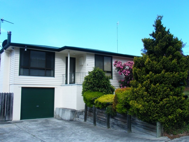 28 Spring Street, Claremont TAS 7011