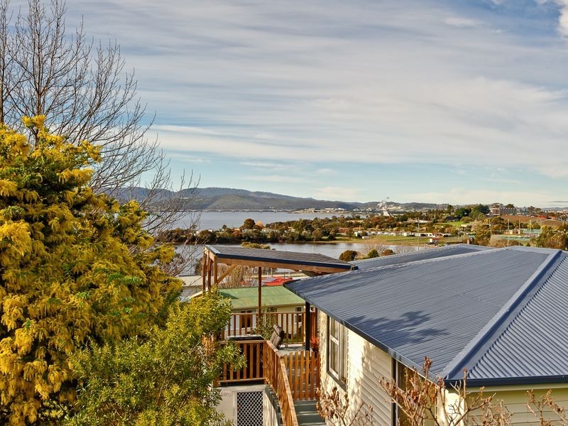 19 Teering Road, Berriedale TAS 7011