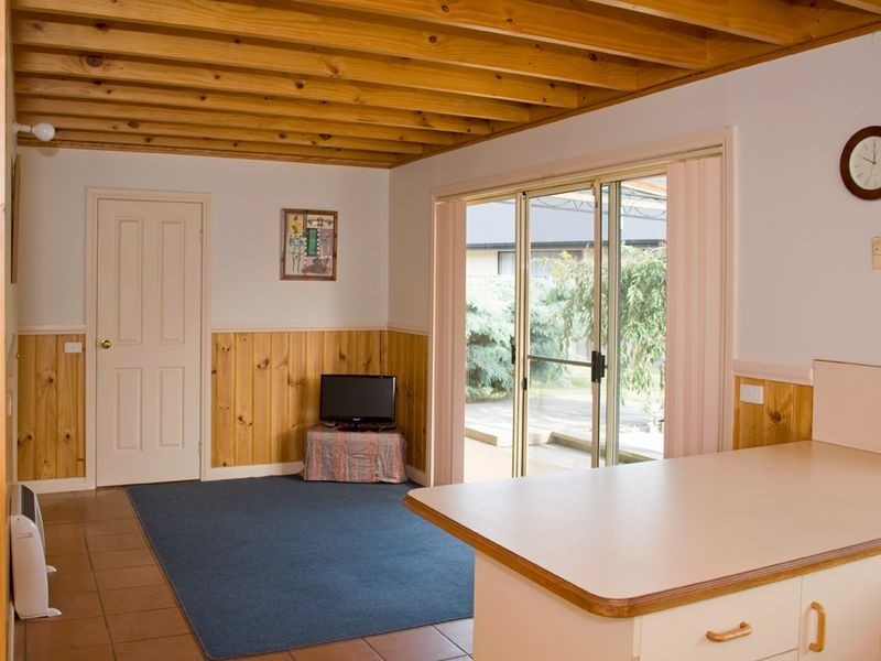 41 Winston Avenue, Seven Mile Beach TAS 7170