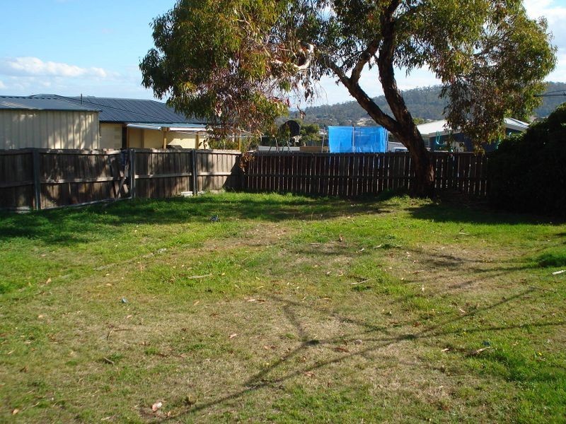 8 Carslake Street, Clarendon Vale TAS 7019