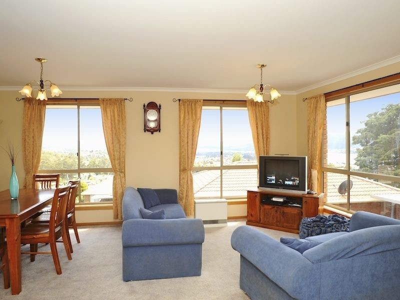 10/109 Berriedale Road, Berriedale TAS 7011