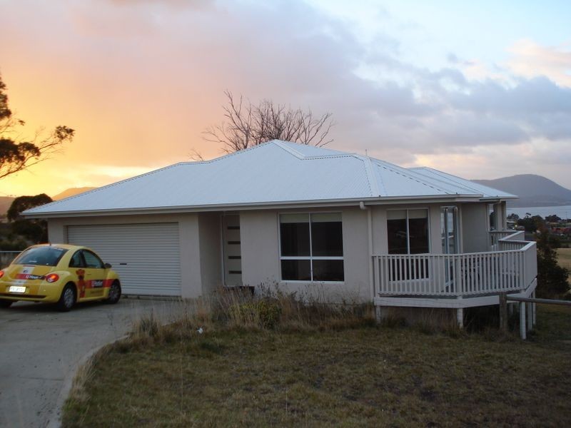18 Tranquility Drive, Dromedary TAS 7030