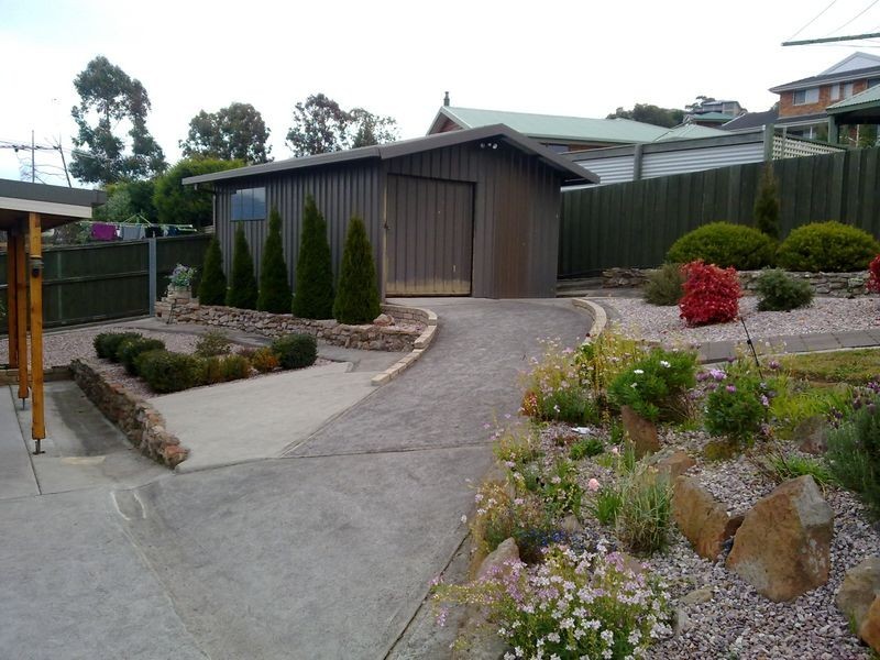 20 Clives Avenue, Old Beach TAS 7017
