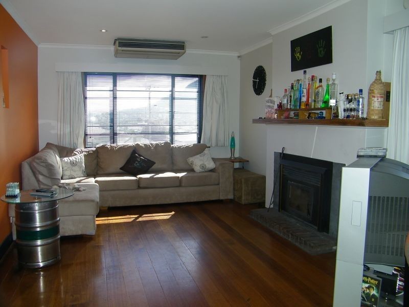 64 Renfrew Circle, Goodwood TAS 7010