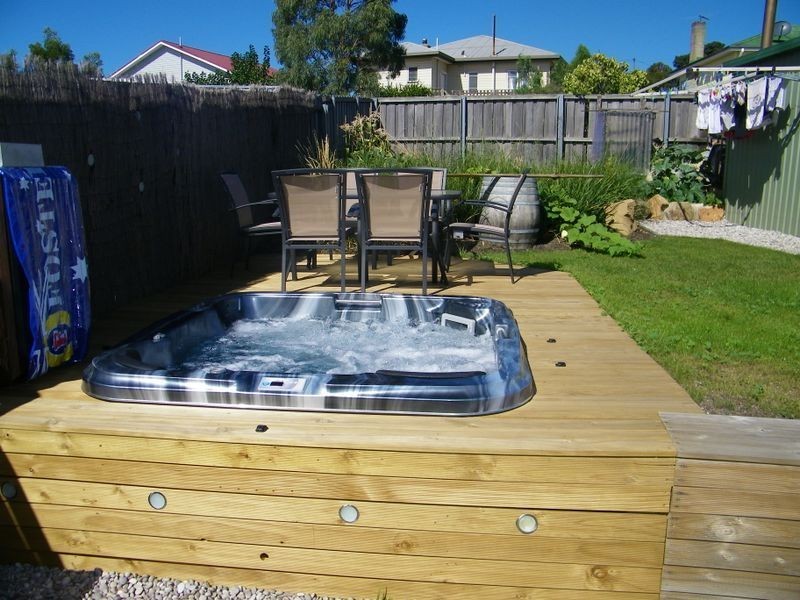 64 Renfrew Circle, Goodwood TAS 7010