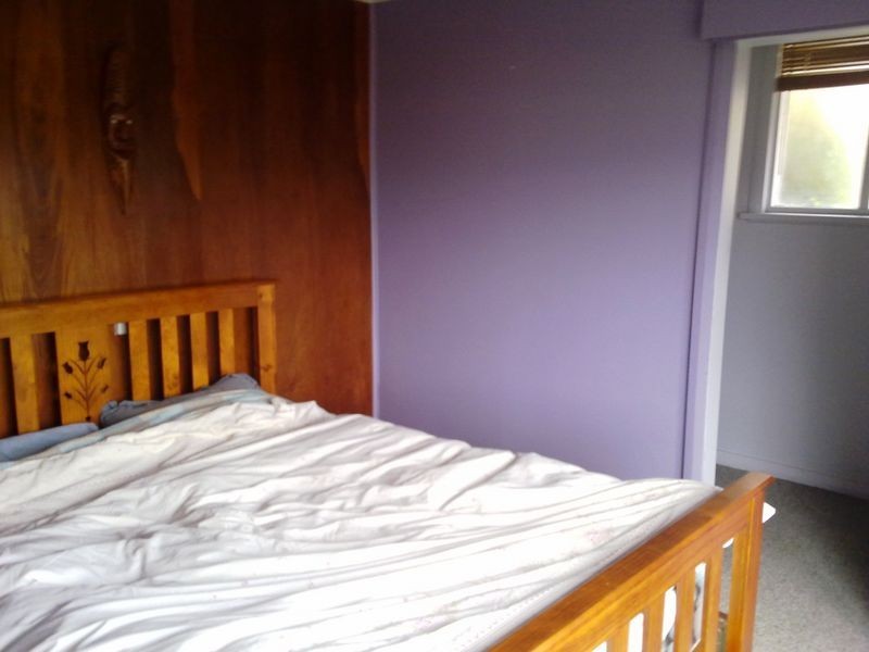 130 Derwent Avenue, Lindisfarne TAS 7015