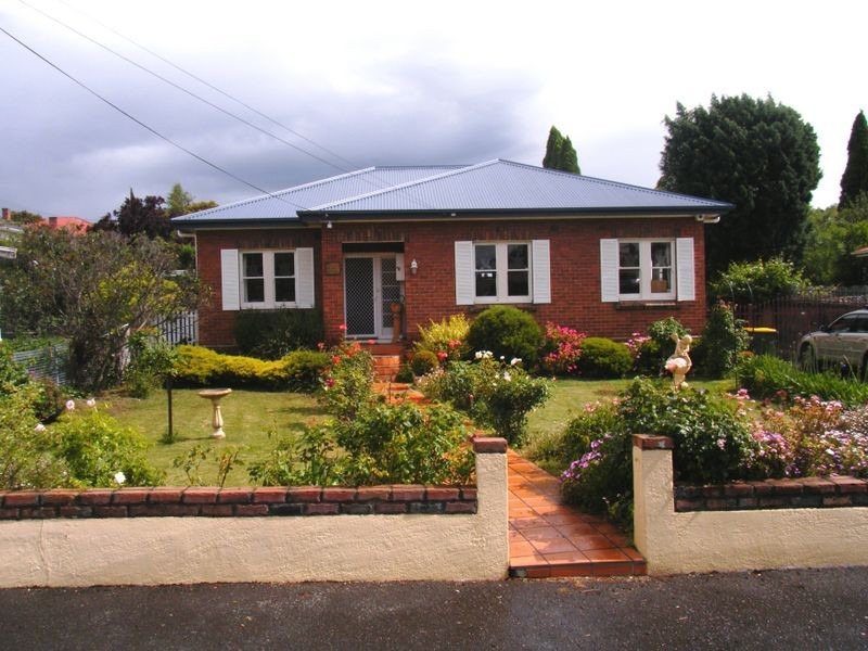 32 Pedder Street, New Town TAS 7008