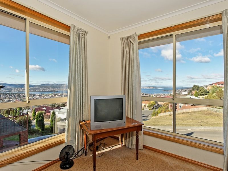 1/9 Fielding Drive, West Hobart TAS 7000
