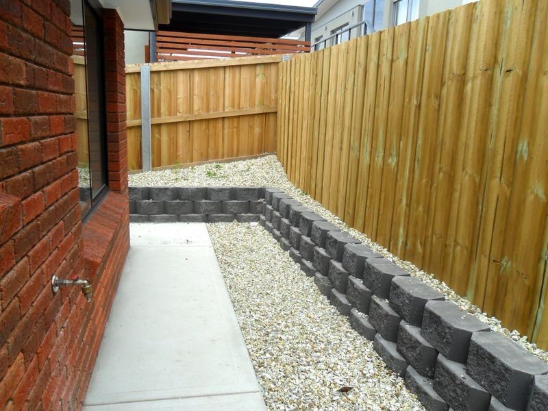 1/33 Queens Parade, Kingston TAS 7050