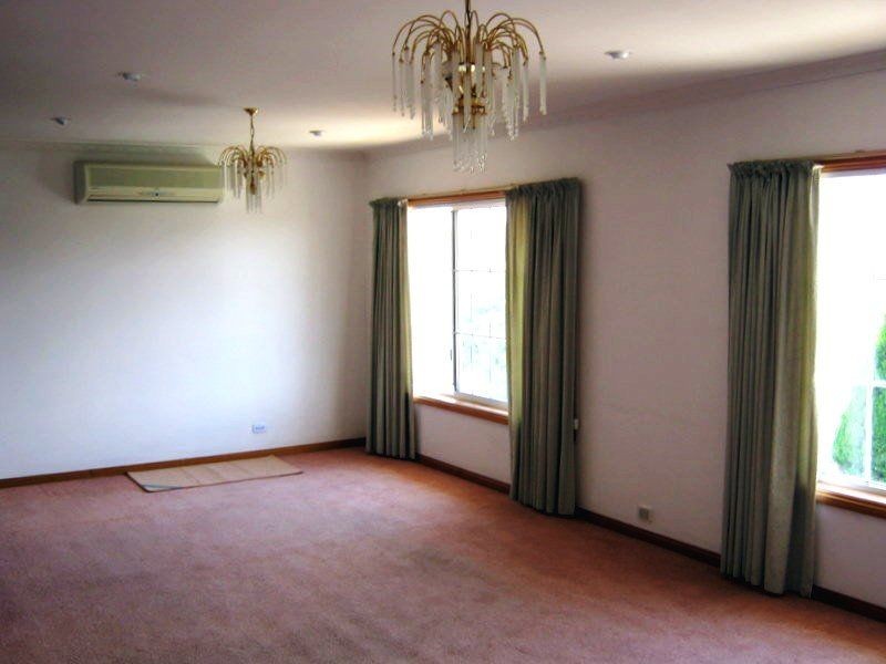 18 Jabez Crescent, Lenah Valley TAS 7008