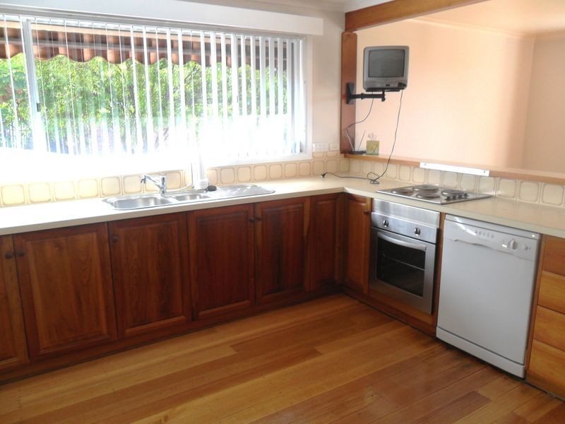 11 Amberley Court, Blackmans Bay TAS 7052