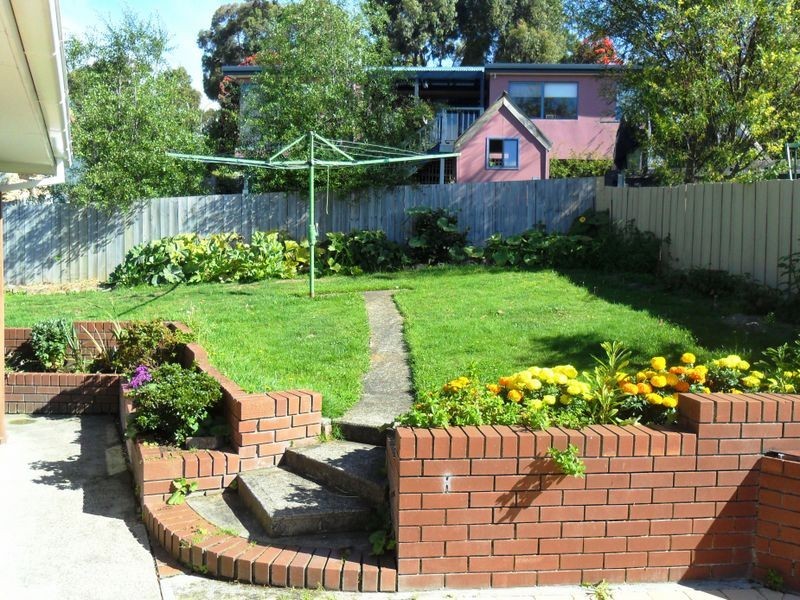 11 Amberley Court, Blackmans Bay TAS 7052