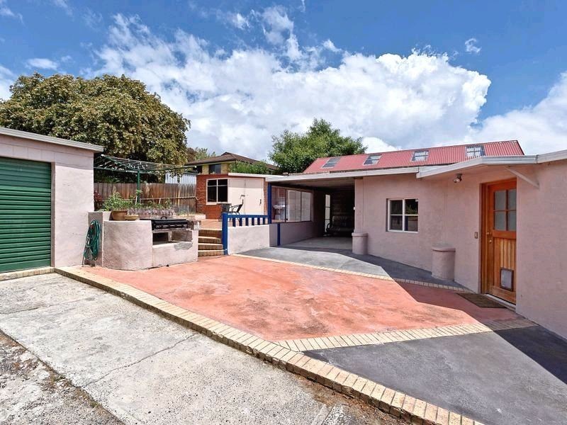 2/7 Gant Street, Lenah Valley TAS 7008