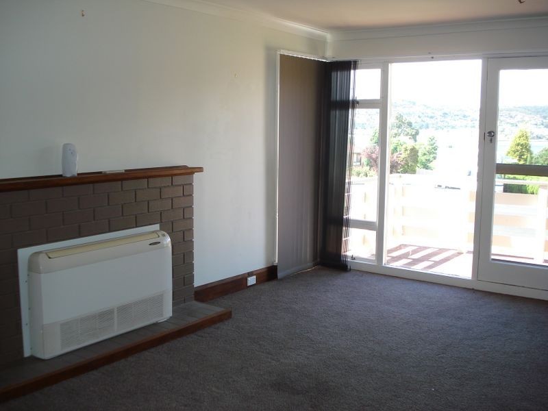 26 Bourneville Crescent, Claremont TAS 7011