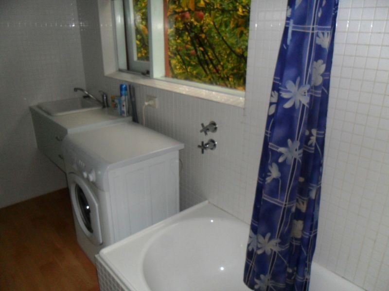 4/3 Richardson Avenue, Sandy Bay TAS 7005