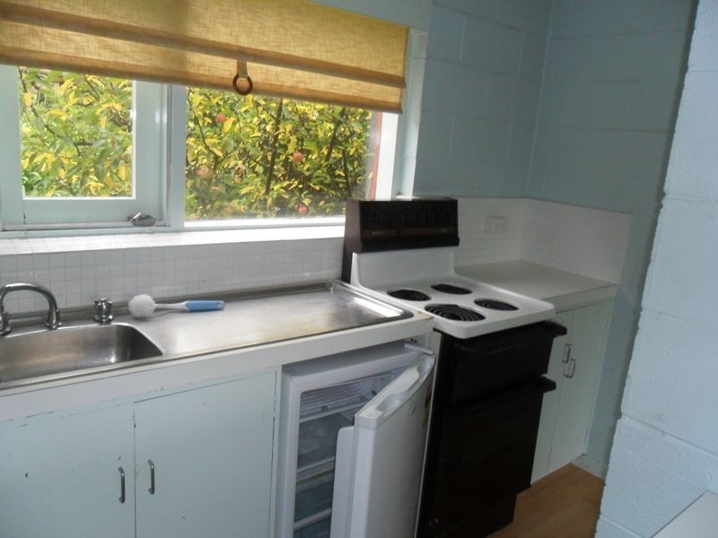 4/3 Richardson Avenue, Sandy Bay TAS 7005