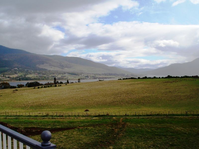 32 Serenity Drive, Dromedary TAS 7030