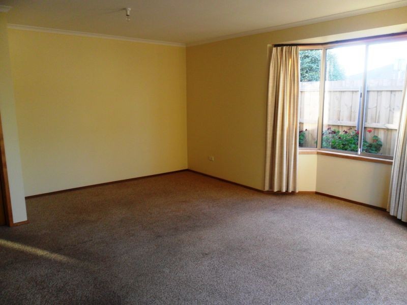 2/13-15 Newman Court, Berriedale TAS 7011