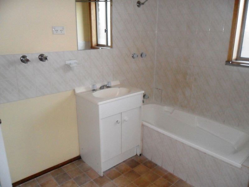 2/13-15 Newman Court, Berriedale TAS 7011