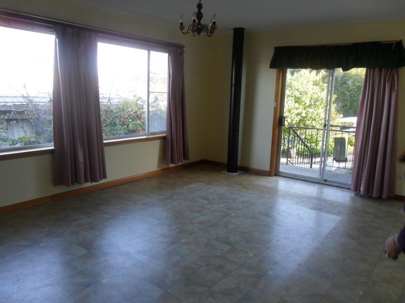 2/1 Una Street, Mount Stuart TAS 7000