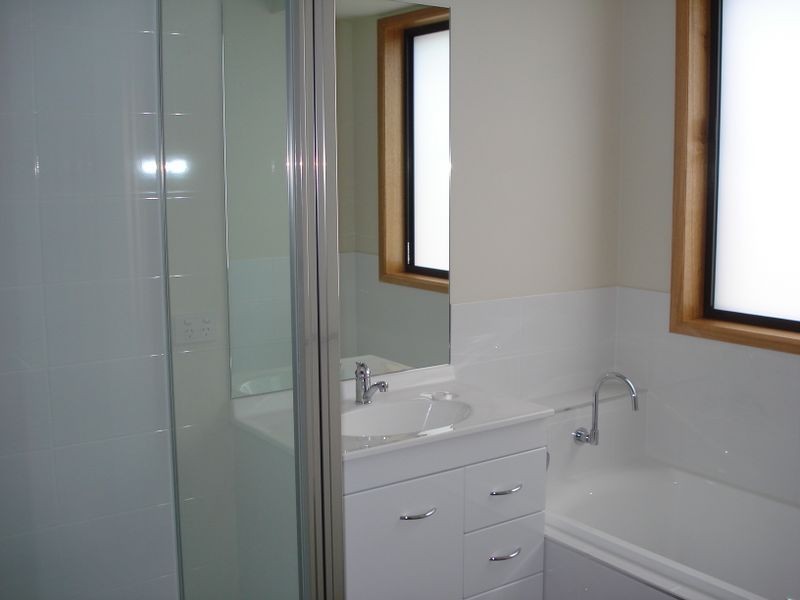 2/28 Brent Street, Glenorchy TAS 7010